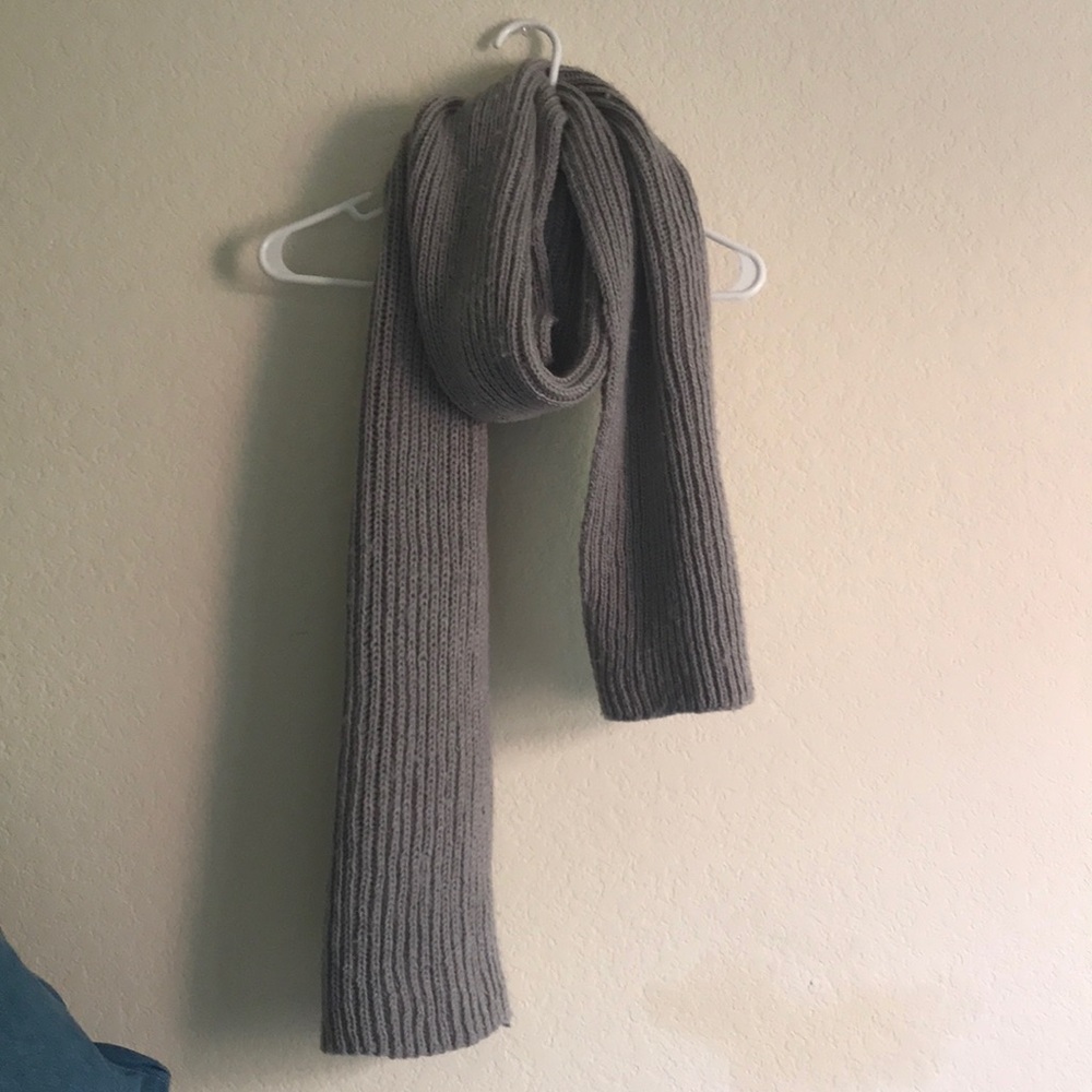 Mom hand-made super long scarf